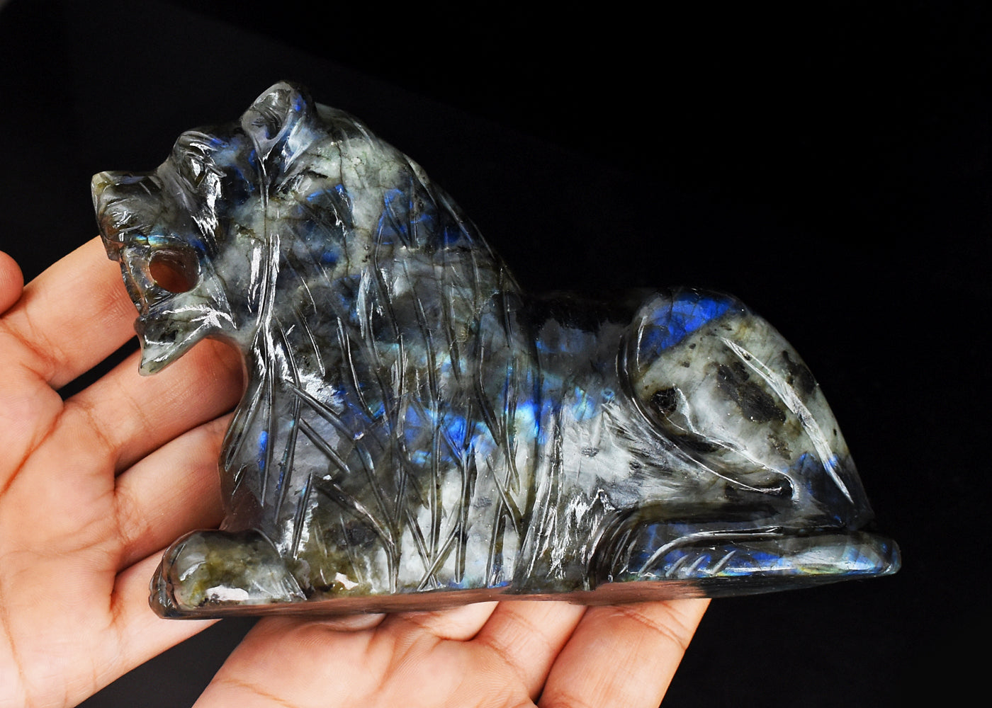 Blue Flash Labradorite 3914.00 Carats Genuine Hand Carved Crystal Gemstone Carving Lion