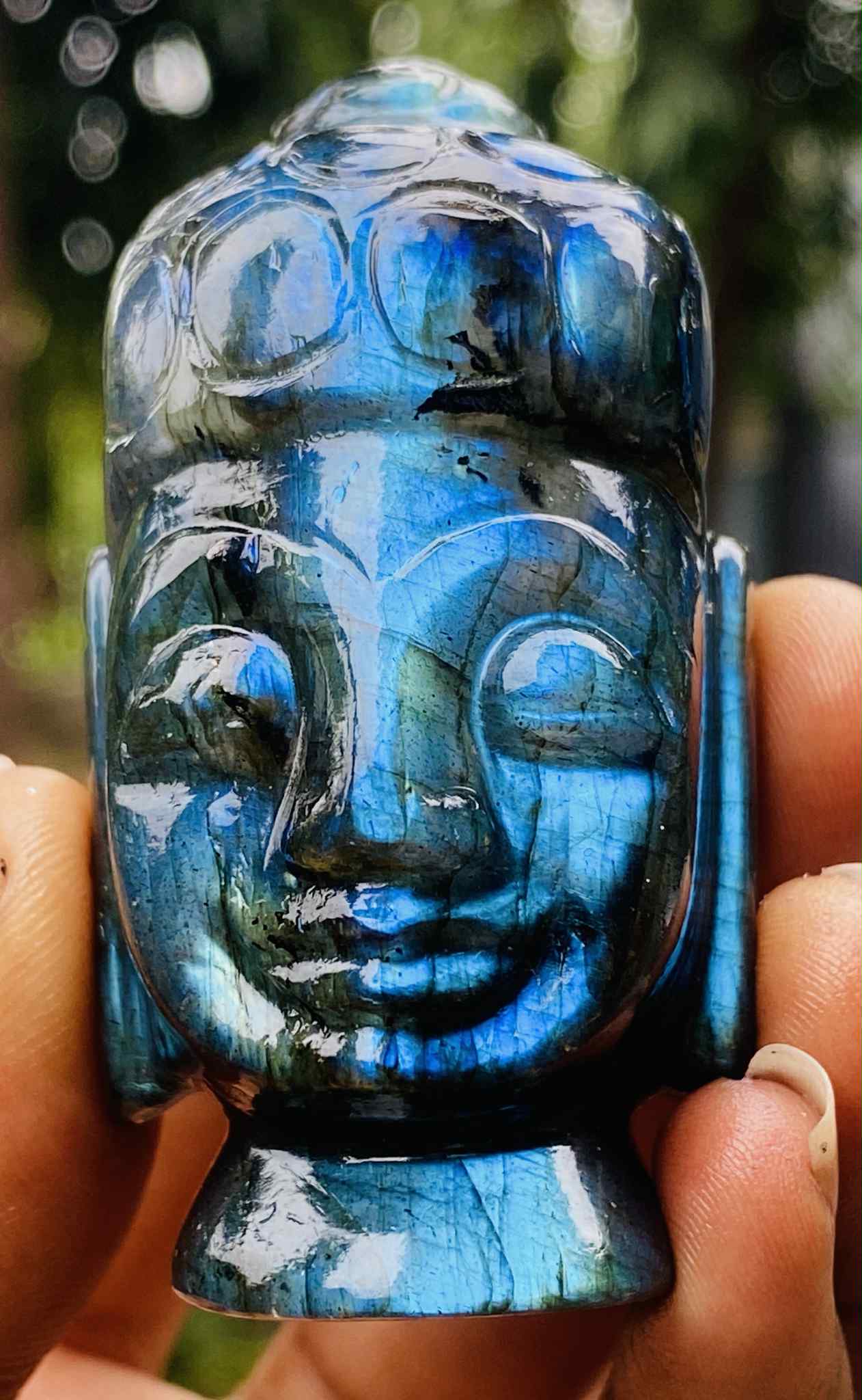 Gorgeous 590.00 Cts Genuine Blue Flash Labradorite Hand Carved Crystal Gemstone Buddha Head Carving
