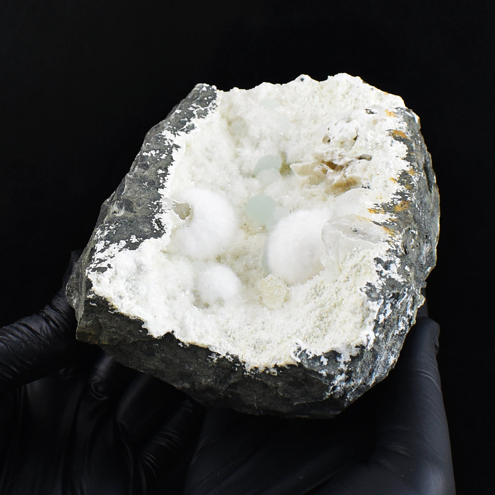 Artisian 5370.00 Cts Genuine Chalcedony Crystal Specimen Crystal Specimen Gemstone