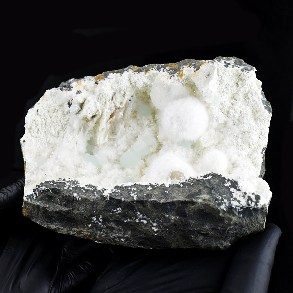 Artisian 5370.00 Cts Genuine Chalcedony Crystal Specimen Crystal Specimen Gemstone