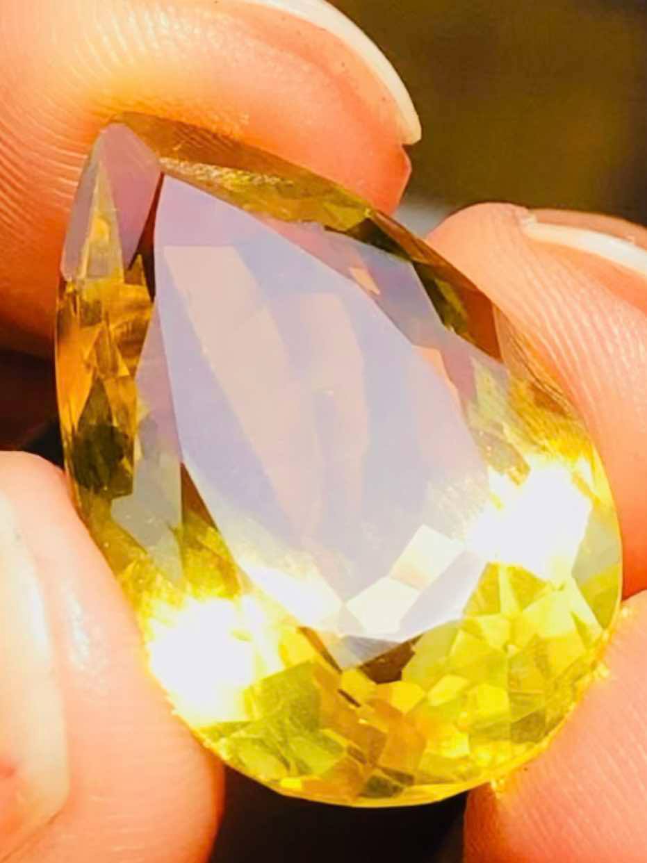 Stunning 20.00 Cts Genuine Honey Quartz Faceted Loose Gemstone