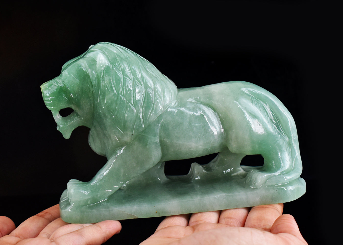 Artisian 4590.00 Cts Genuine Green Aventurine Hand Carved Crystal Gemstone Carving Lion