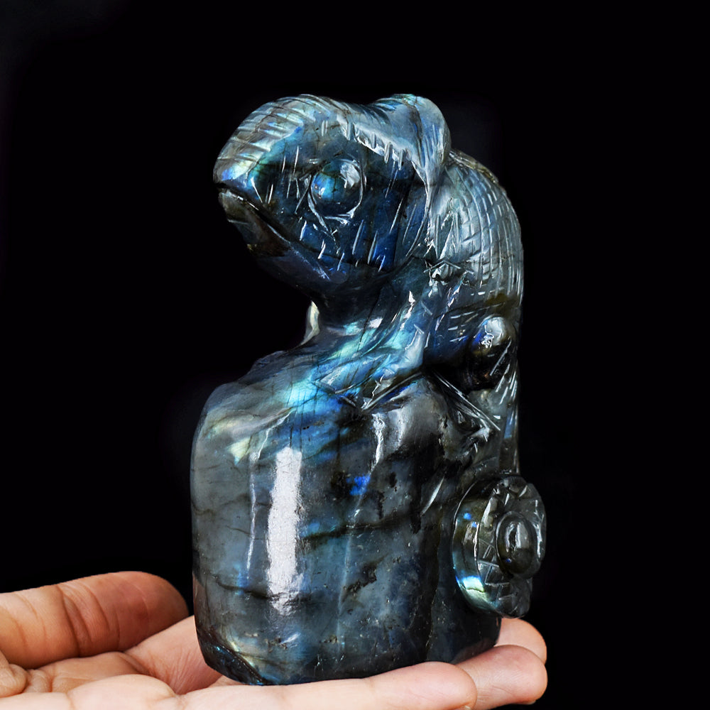 Amazing 2639.00 Cts Genuine Blue Flash Labradorite Hand Carved Crystal Gemstone Chameleon Carving