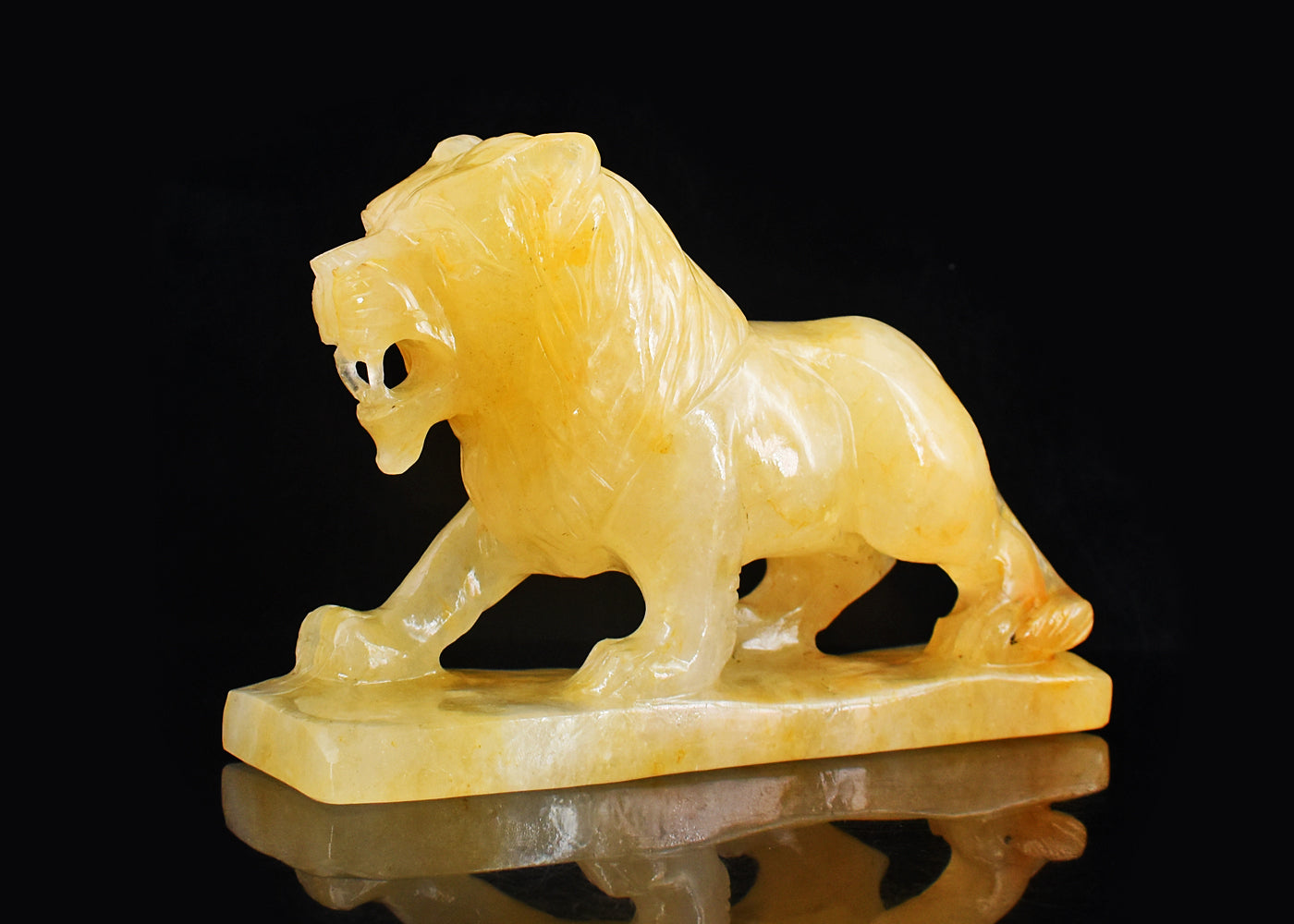 Exclusive 6099.00 Carats Genuine Aventurine Hand Carved Crystal Gemstone Carving Lion