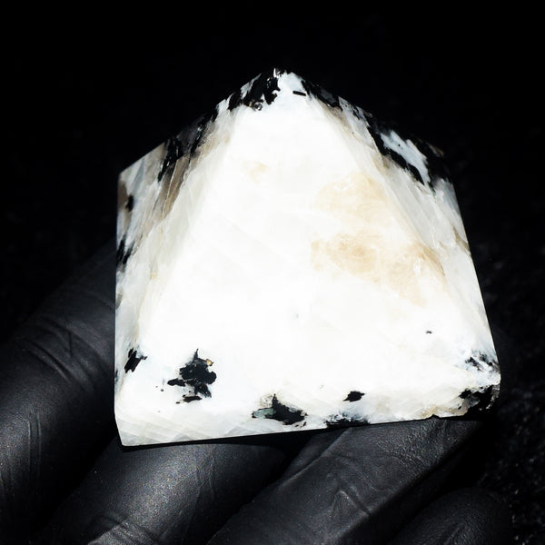 Beautiful 627.00 Cts Genuine Moonstone Crystal Specimen Healing Divine Pyramid