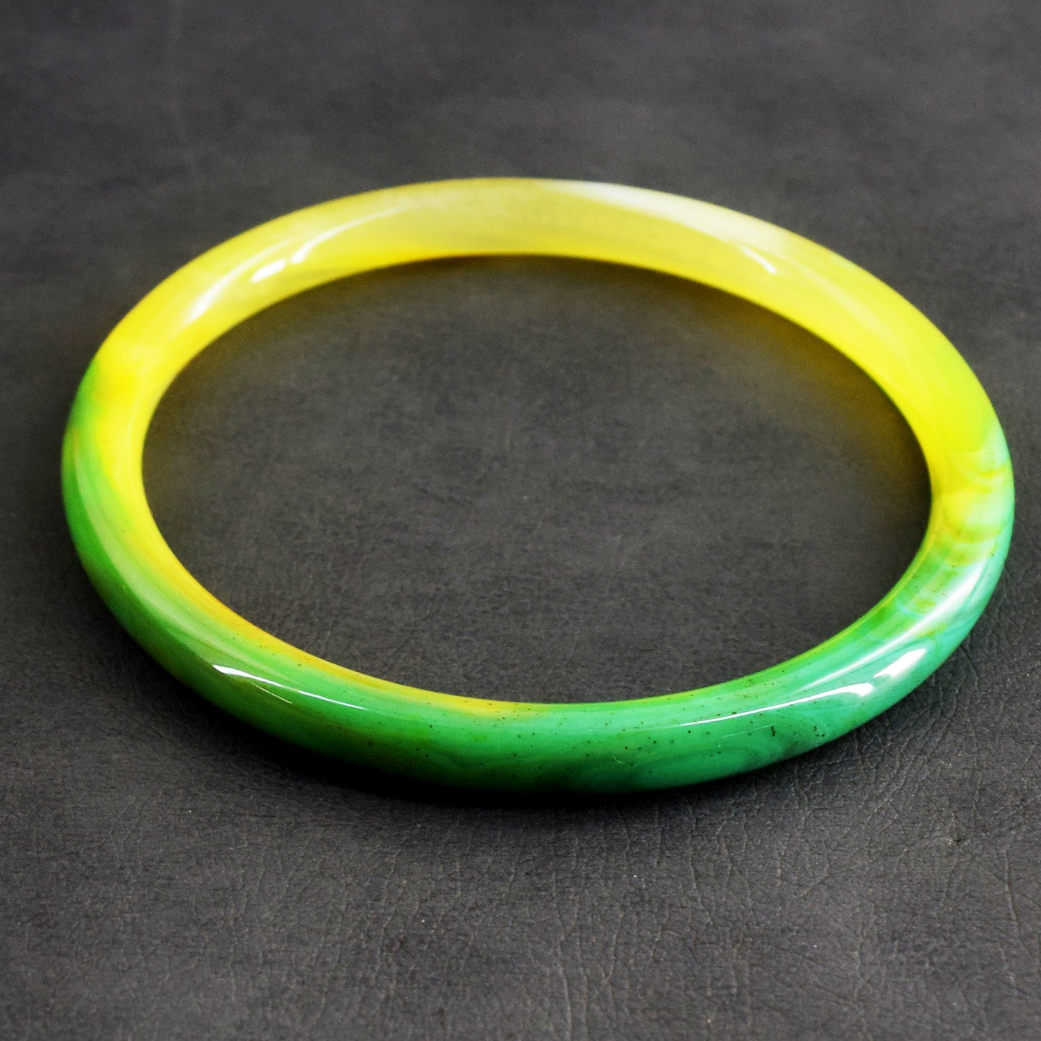 Alluring 79.00 Cts Genuine Onyx Crystal Specimen Gemstone Premium Fancy Bangle