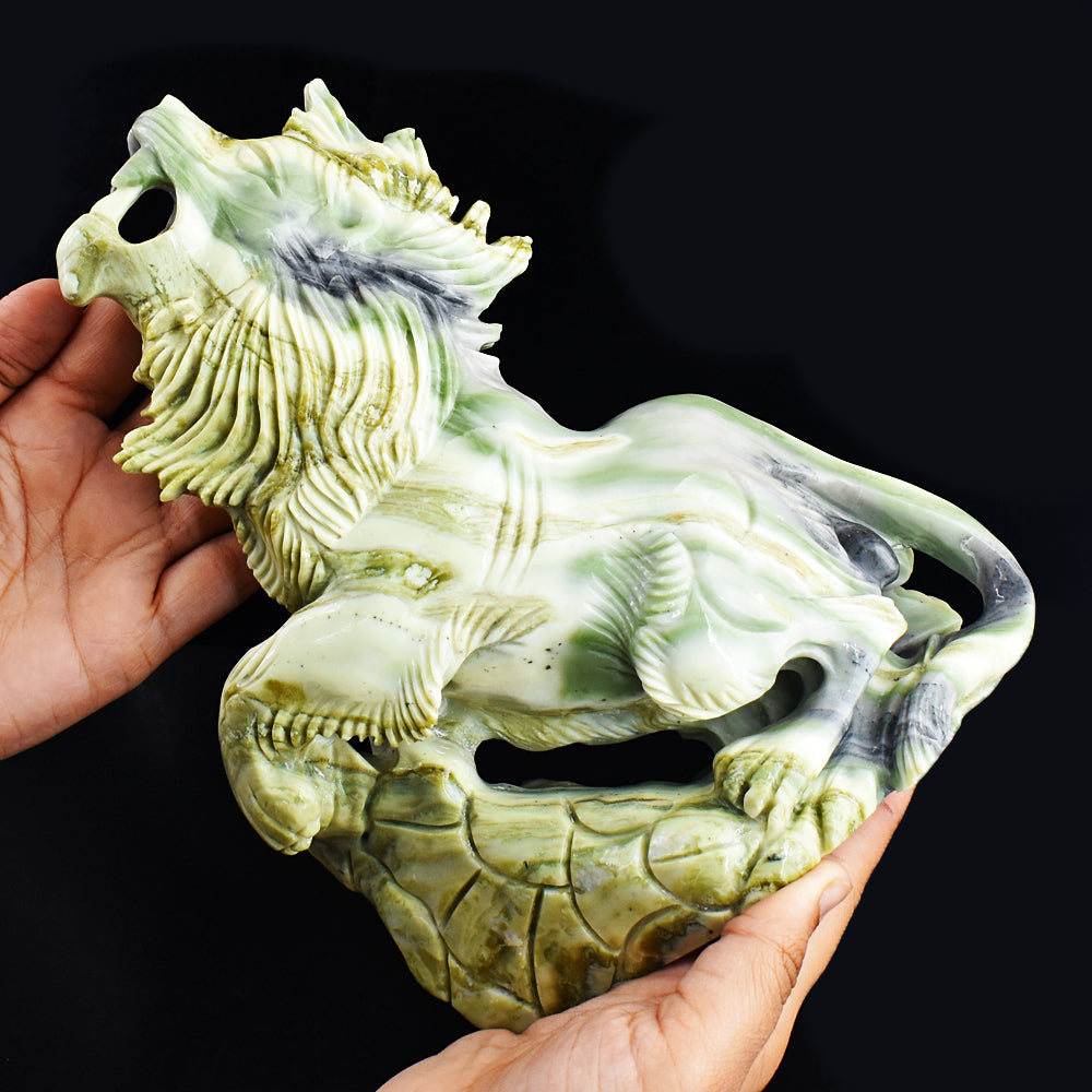 Gorgeous 10195.00 Cts Genuine Serpentine Hand Carved Crystal Gemstone Lion Carving