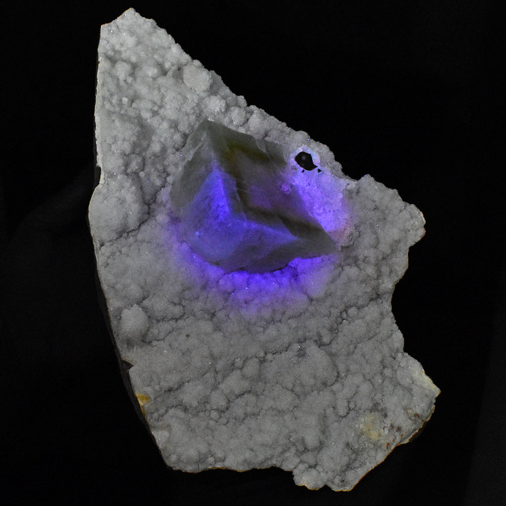 Awesome 6815.00 Cts Apophyllite With Chalcedony Gemstone Crystal Specimen