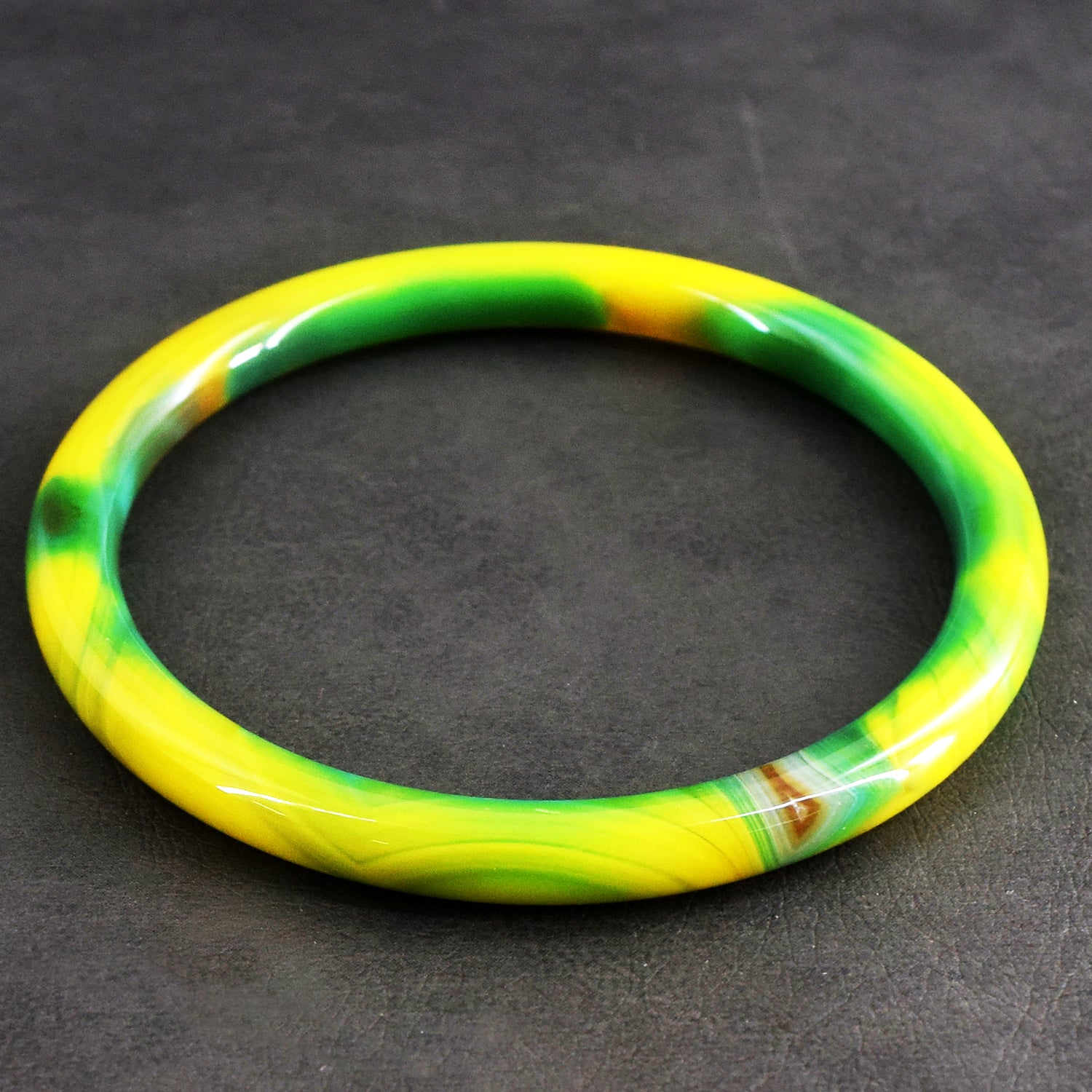 Awesome 84.00 Cts Genuine Onyx Gemstone Crystal Specimen Premium Fancy Bangle