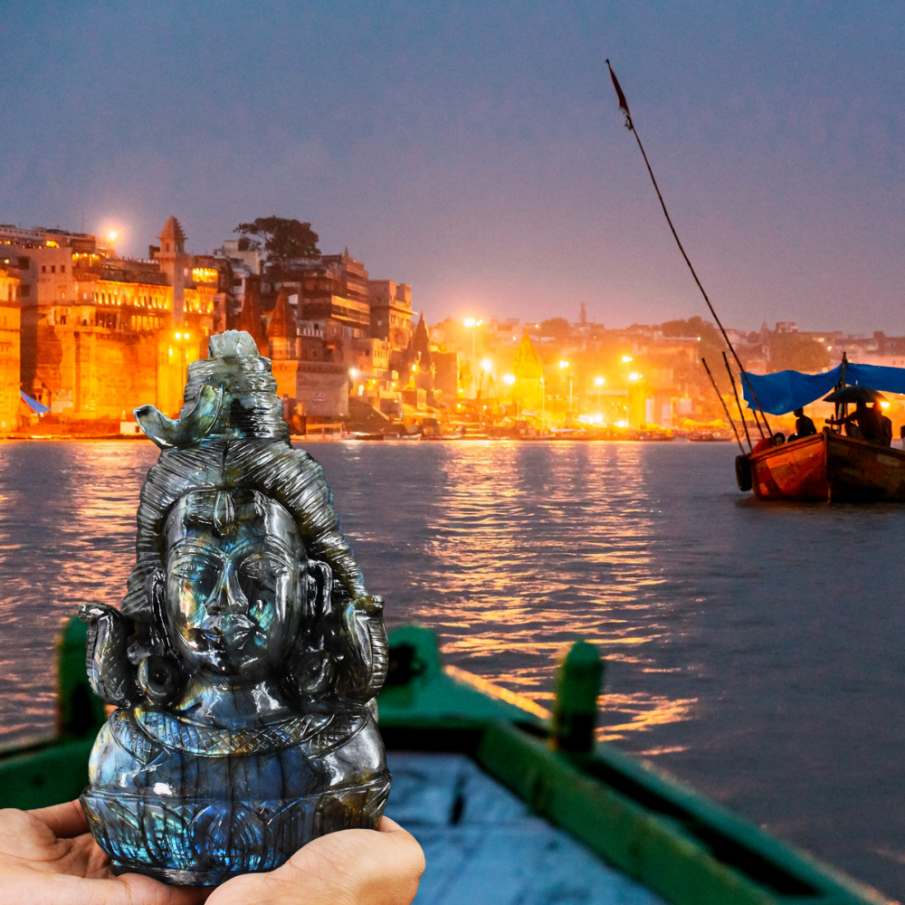 gemsmore:Beautiful 16785.00 Cts  Genuine  Blue & Golden Flash  Labradorite Hand Carved Lord  Shiva Head Gemstone Carving
