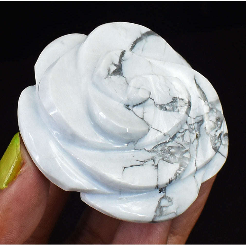 gemsmore:Natural 306.00 Cts Howlite Hand Carved Genuine Gemstone Rose Carving