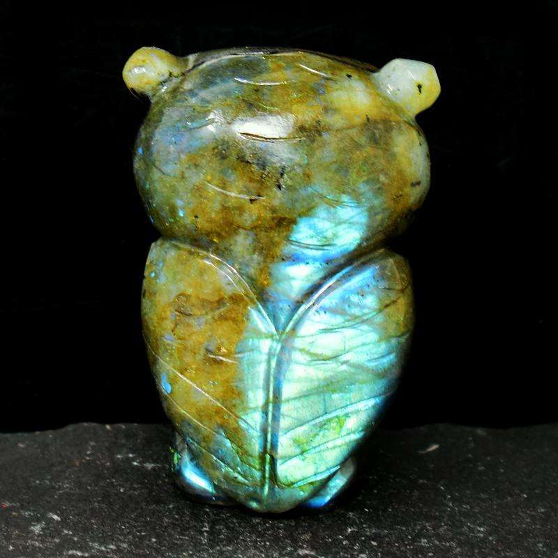 gemsmore:Amazing Blue Flash Labardorite Carved Owl