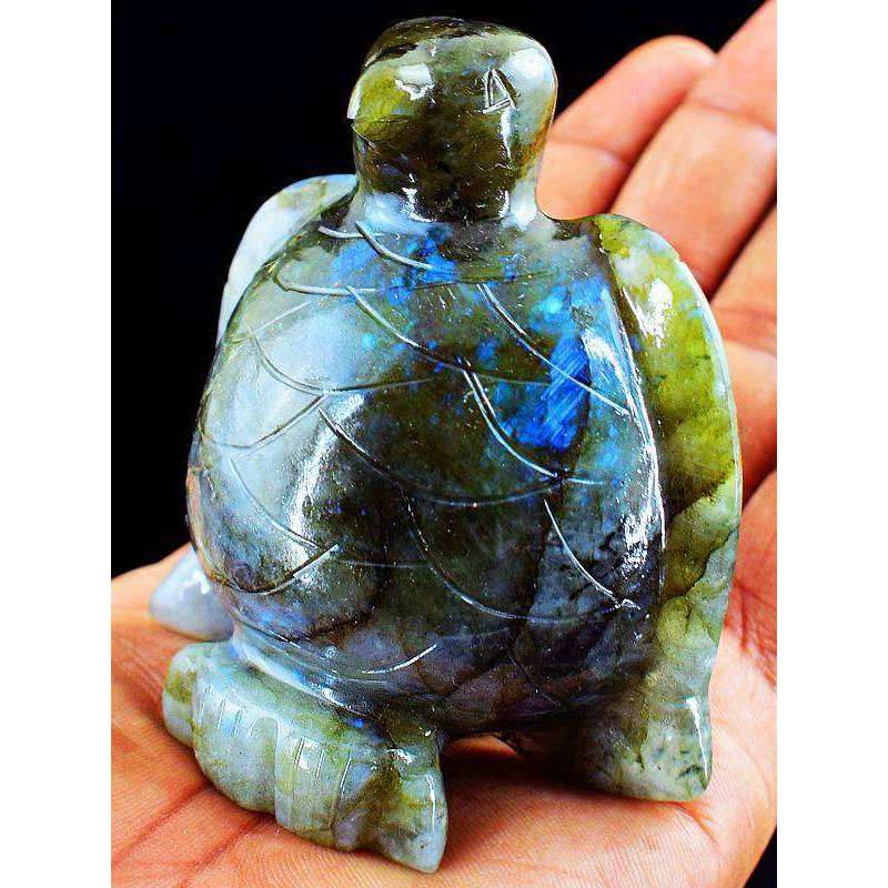 gemsmore:Amazing Flash Labradorite Hand Carved Penguin - Exclusive
