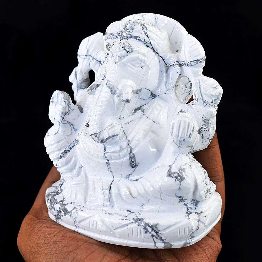 gemsmore:Amazing Howlite Hand Carved Lord Ganesha Idol