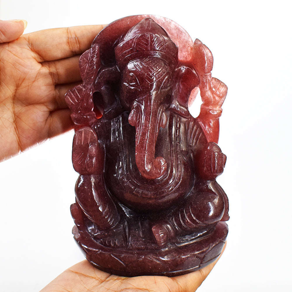 gemsmore:Amazing Natural Strawberry Quartz Hand Carved Lord Ganesha