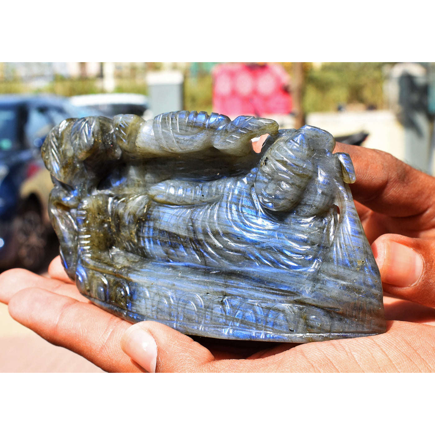 gemsmore:Artisian Labradorite Hand Carved Genuine Crystal Gemstone Carving Huge Sleeping Lord Buddha