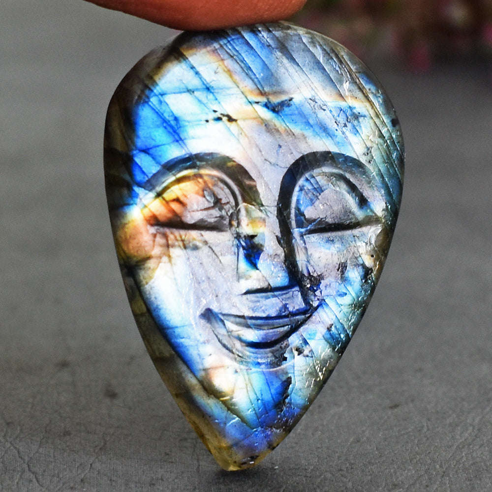 gemsmore:Beautiful Genuine Golden & Blue Flash Labradorite Carved Smiling Face Gem