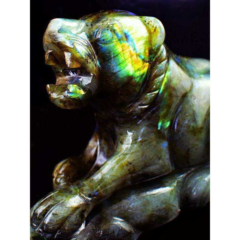 gemsmore:Beautifully Carved Amazing Flash Labradorite Tiger