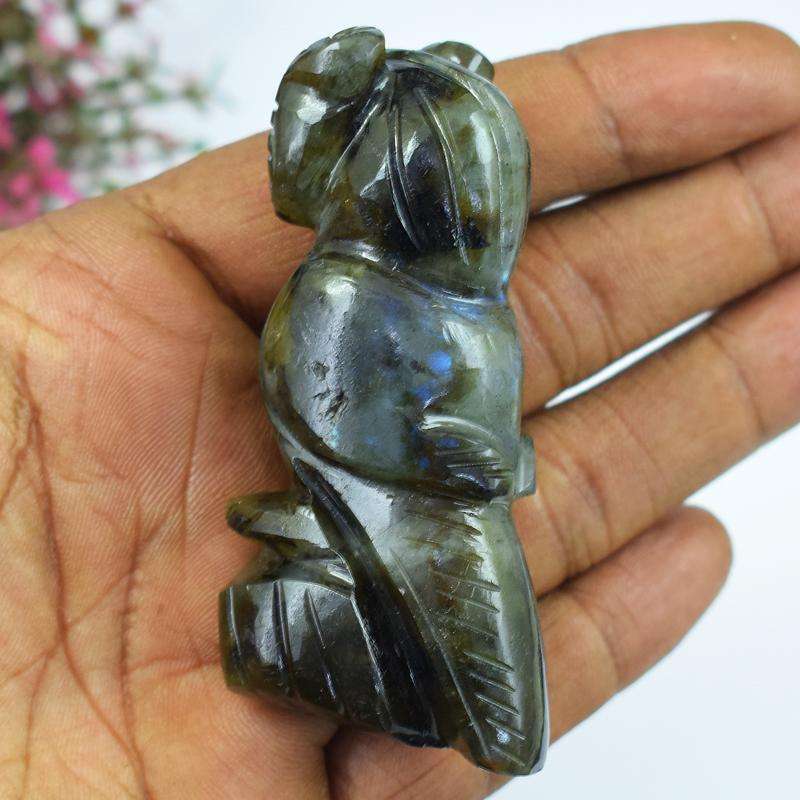 gemsmore:Blue Flash Labardorite Hand Carved Owl