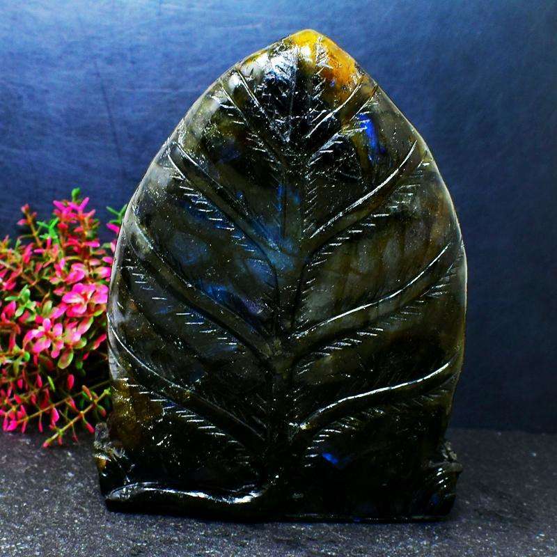 gemsmore:Blue Flash Labradorite Carved Buddha Head With Leaf