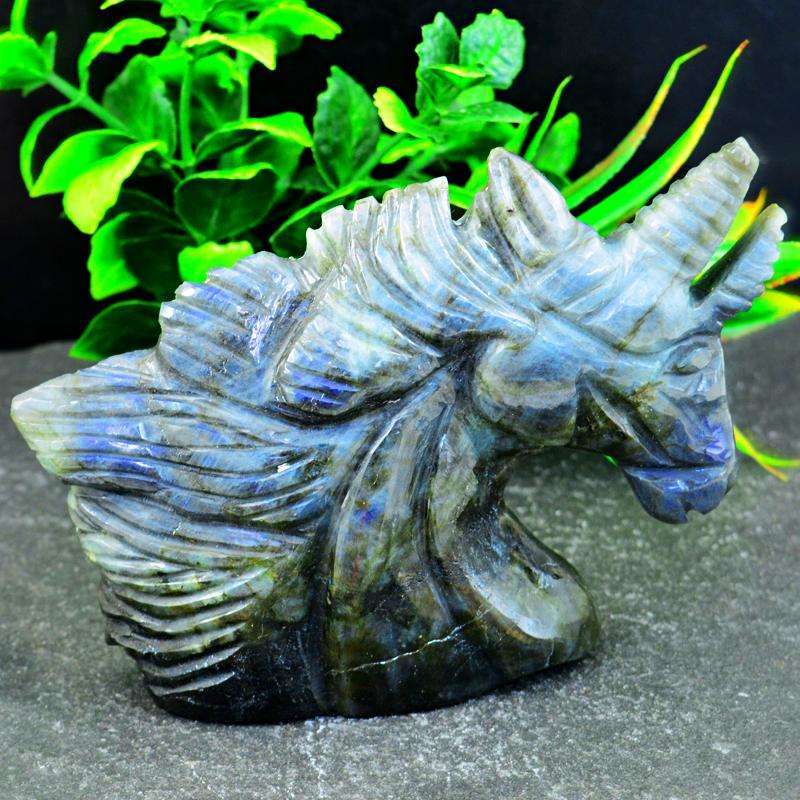 gemsmore:Blue Flash Labradorite Hand Carved Unicorn Head