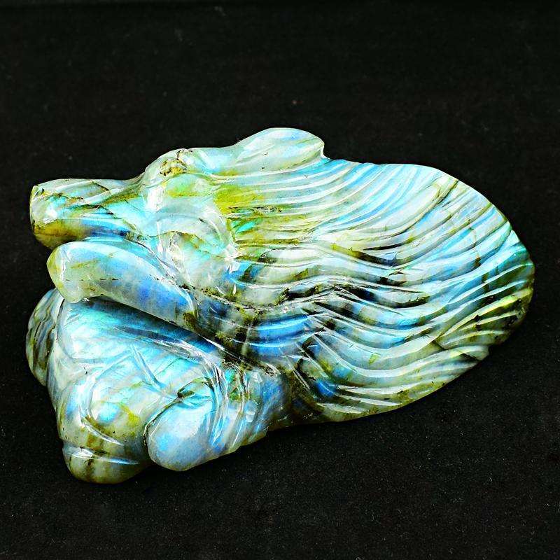 gemsmore:Blue Flash Labradorite Hand Carved Wolf Head