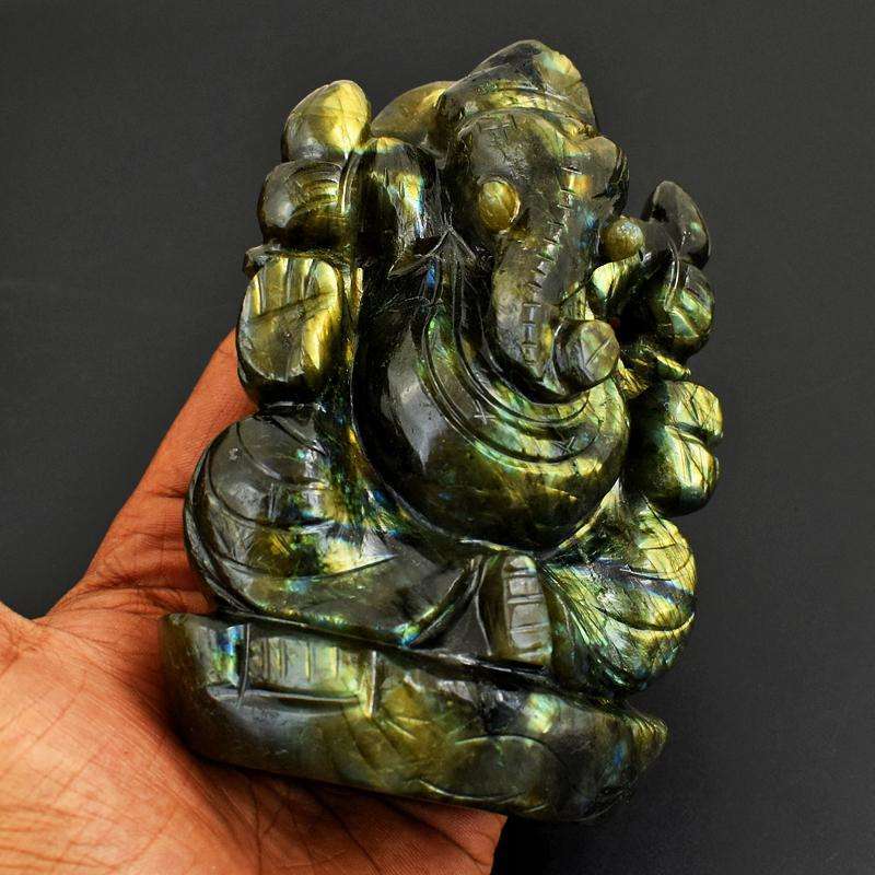 gemsmore:Collectible Piece - Genuine Labradorite Carved Green Flash Ganesha