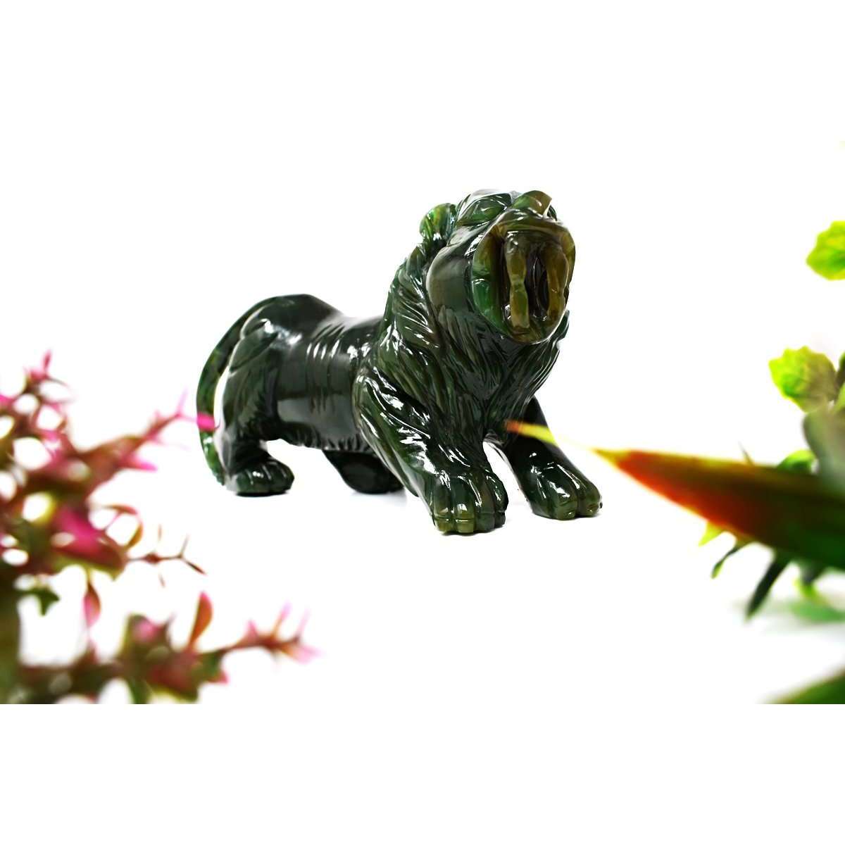 gemsmore:Detailed Hand Carved Green Jade Lion