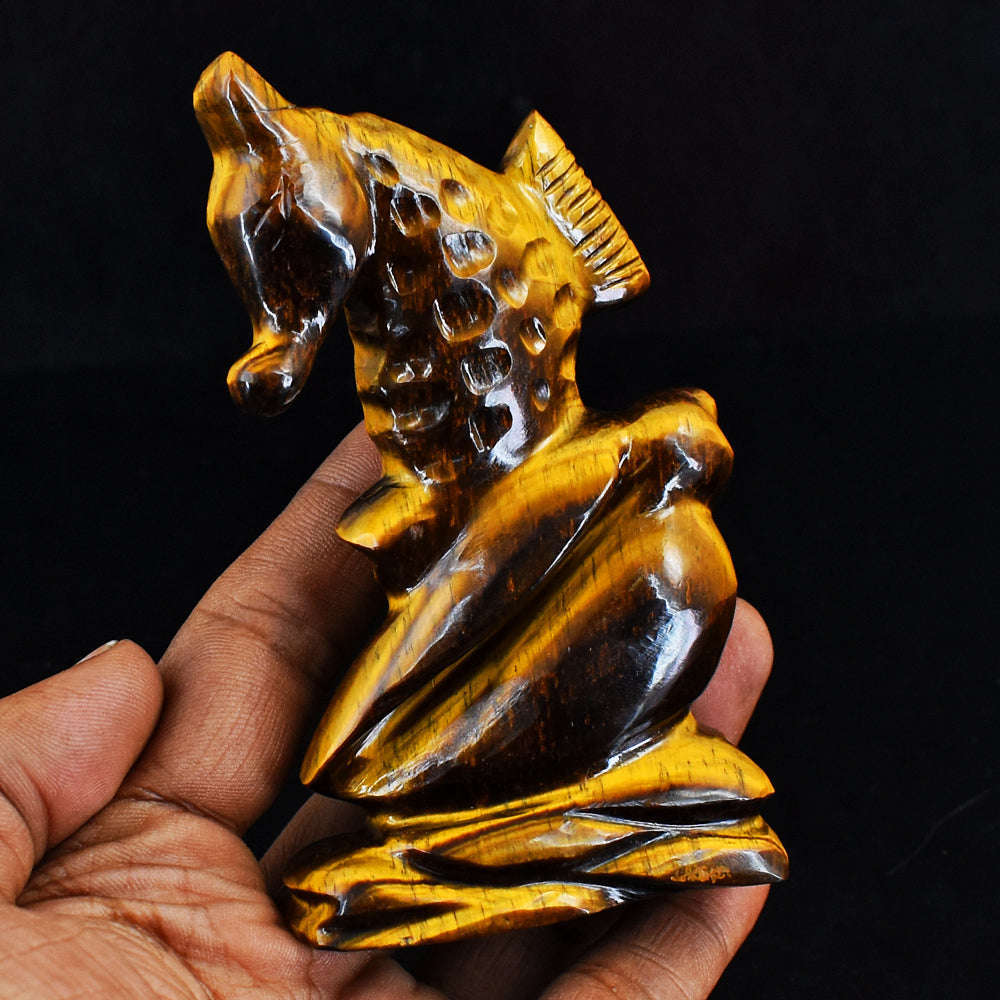 gemsmore:Exclusive Beautiful Golden Tiger Eye Craftsmen Hand Carved Seahorse