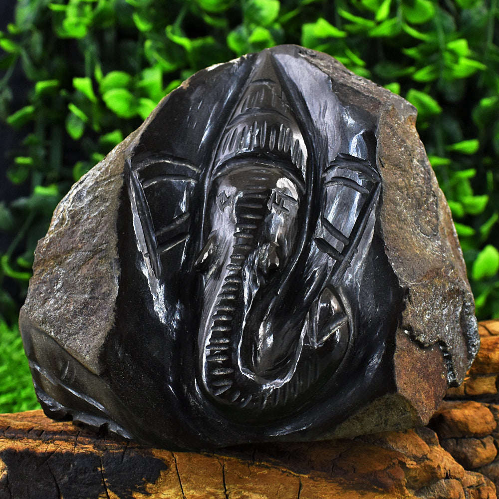 gemsmore:Exclusive Black Spinel Hand Carved Lord Ganesha