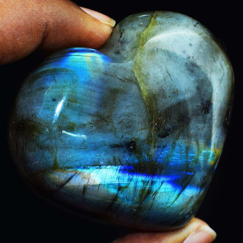 gemsmore:Exclusive Blue Flash Labradorite Hand Carved Heart Cabochon