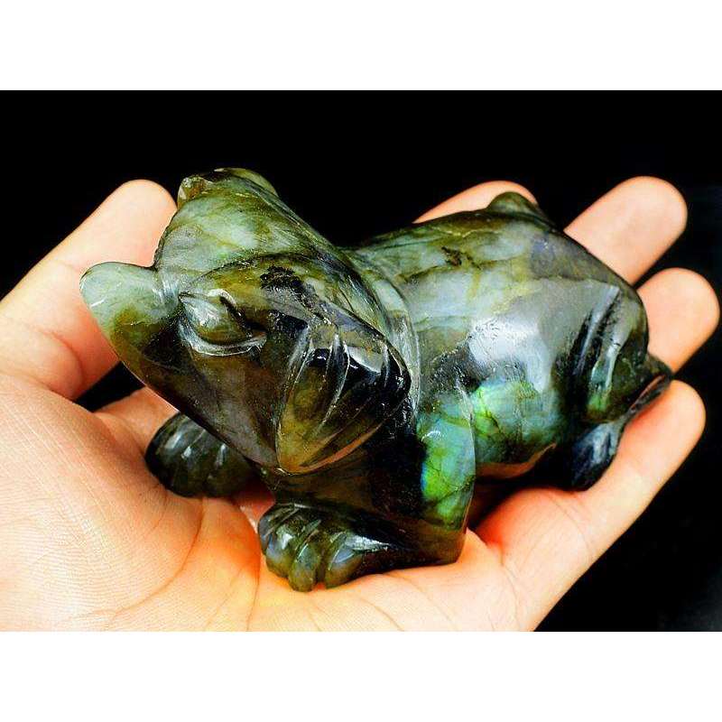 gemsmore:Exclusive Golden & Blue Flash Labrdaorite Carved Dog