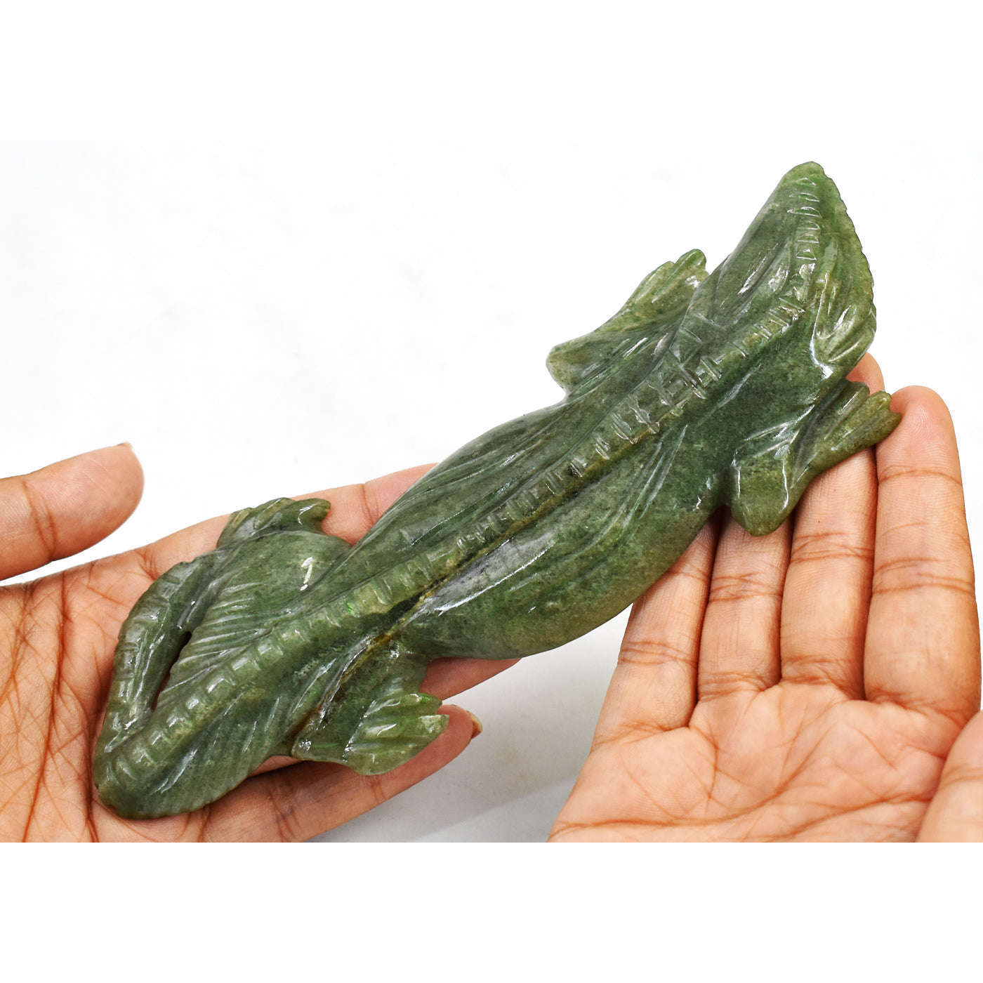 gemsmore:Exclusive Green Aventurine  Hand Carved Genuine Crystal Gemstone Carving Aligator