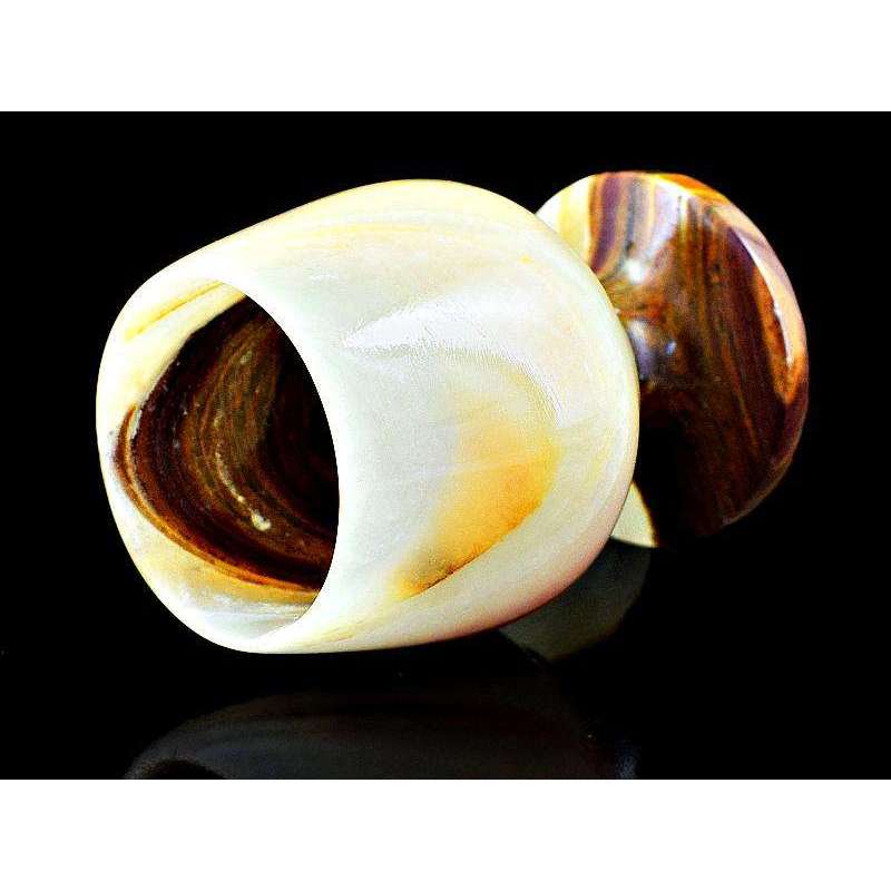 gemsmore:Genuine Agate Hand Carved Wine Glass