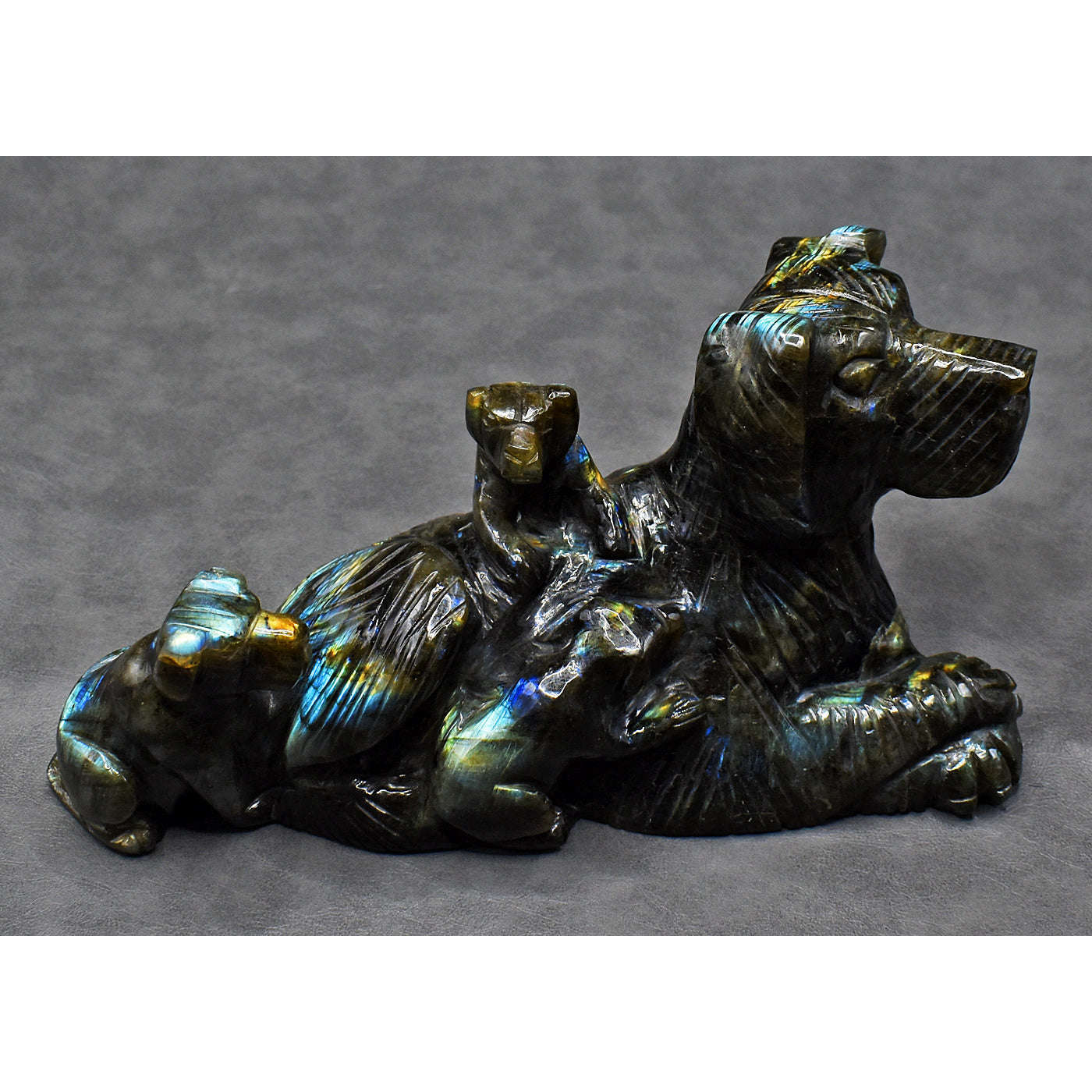 gemsmore:Genuine Amazing Flash Labradorite Carved Dog Family