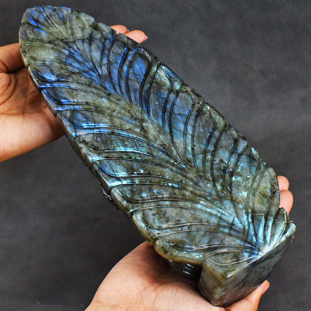 gemsmore:Gorgeous Blue Flash Labradorite Hand Carved Lord Buddha Statue Carving