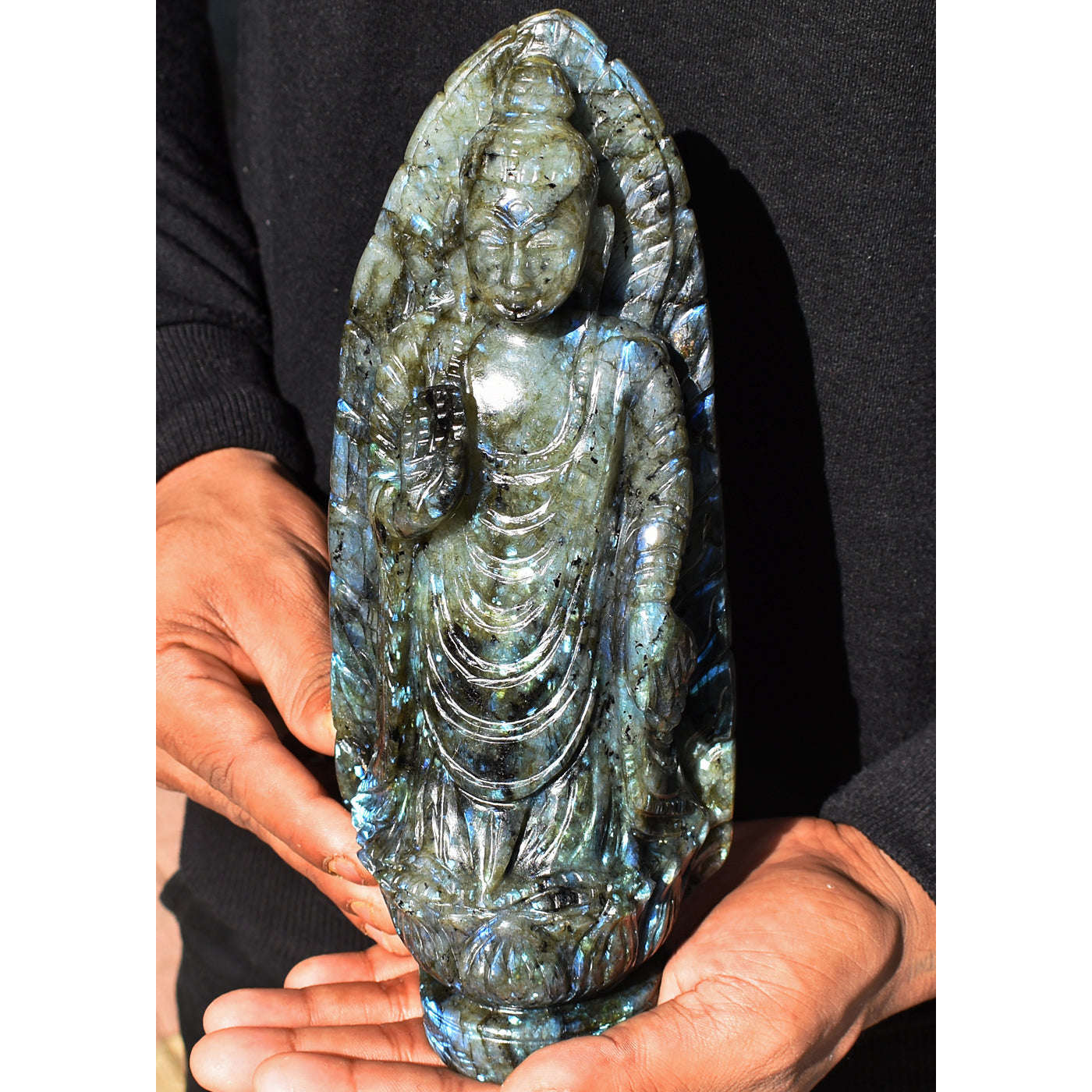 gemsmore:Gorgeous Blue Flash Labradorite Hand Carved Lord Buddha Statue Carving