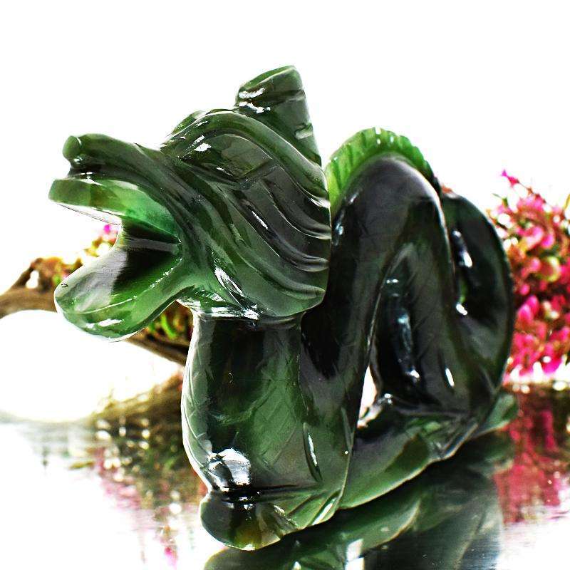 gemsmore:Green Jade Detaitled Hand Carved Dragon