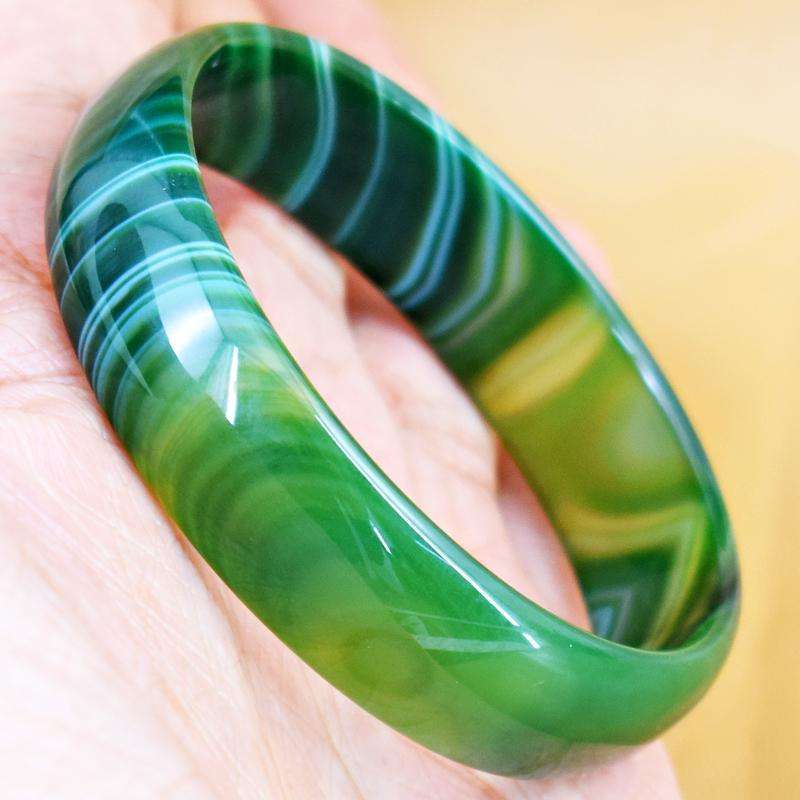 gemsmore:Green Onyx Carved Bangle - Fashion Jewellery