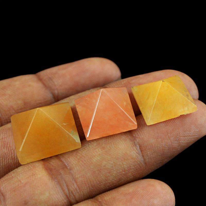 gemsmore:Natural Aventurine Healing Pyramid Gemstone Lot