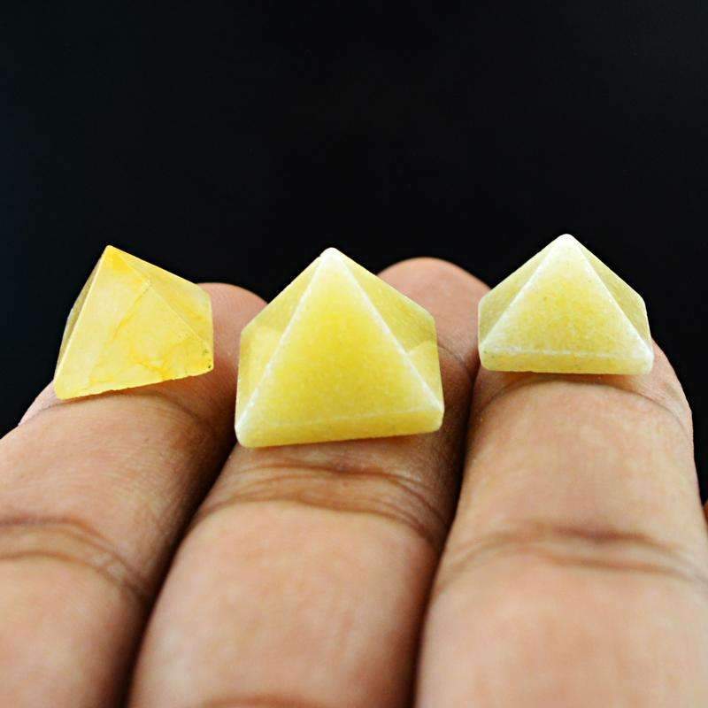 gemsmore:Natural Yellow Aventurine Healing Pyramid Gemstone Lot