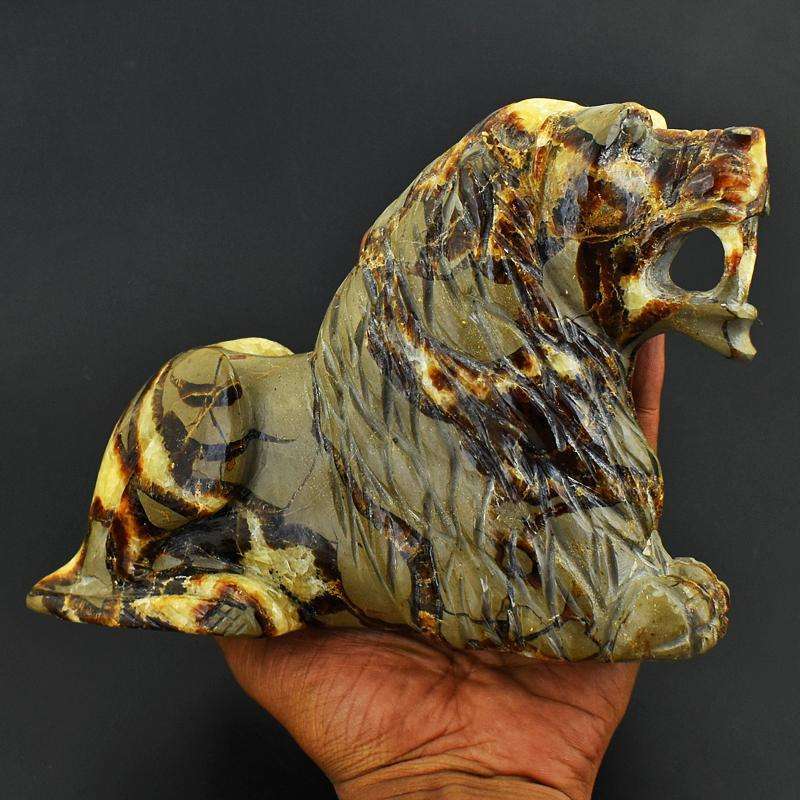 gemsmore:One of its kind - Big Collectors Piece - Genuine Rare Septarian Agate  Hand Carved 3d Style Lion