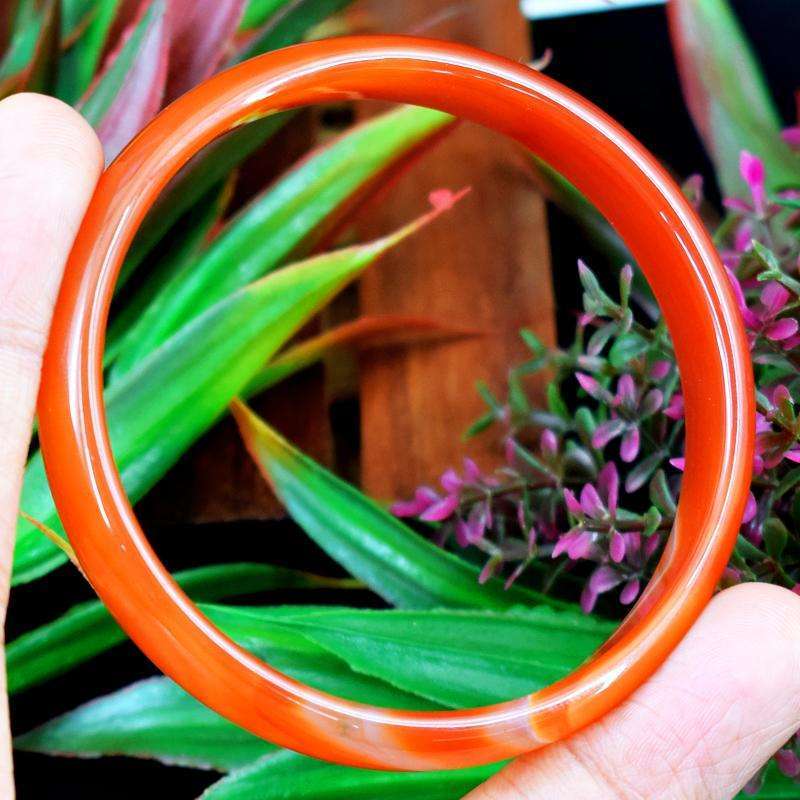 gemsmore:Party Wear Orange Onyx Carved Bangle
