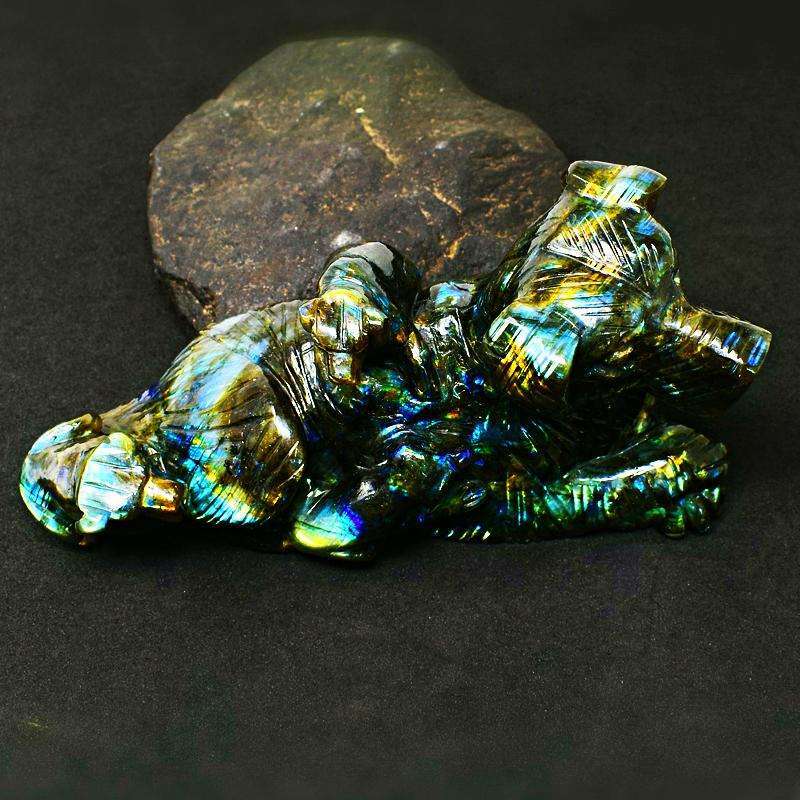 gemsmore:Stunning Amazing Flash Labradorite Carved Doggy With Puppies