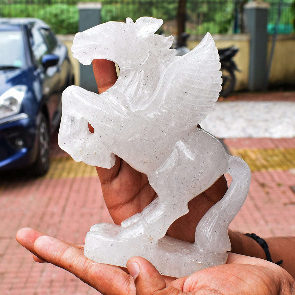 gemsmore:Stunning Amazing White Quartz Pegasus Carved Horse