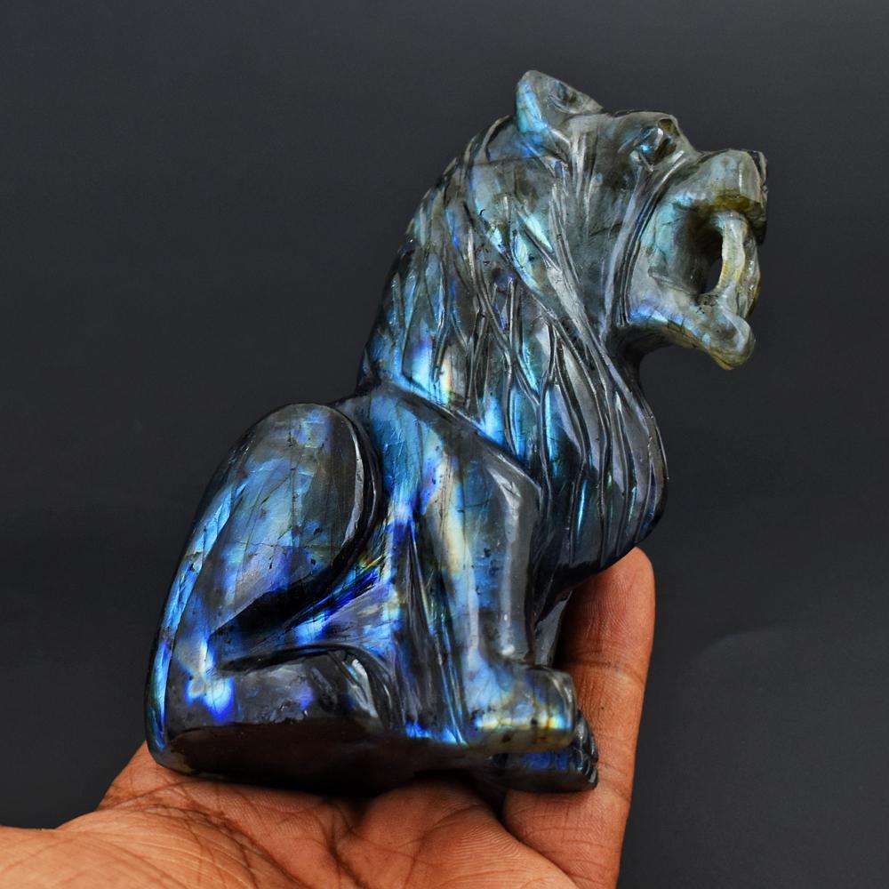 gemsmore:Stunning Blue Flash Labradorite Hand Carved Lion