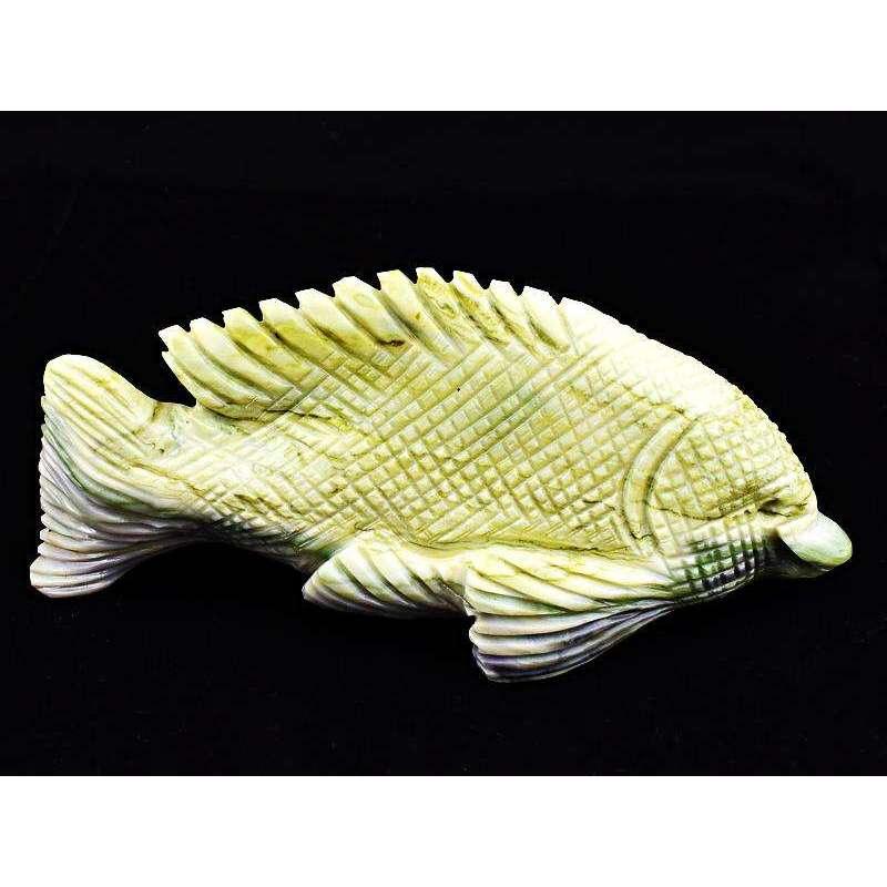gemsmore:Stunning Serpentine Hand Carved Fish